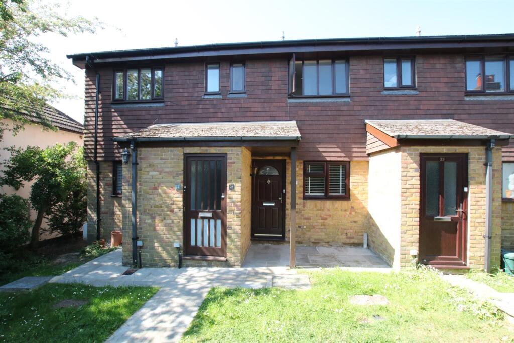 Main image of property: MIDDLE ROAD, LEATHERHEAD, KT22