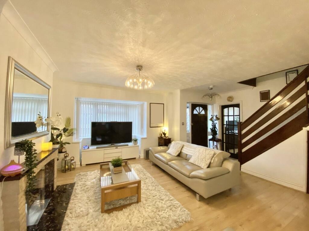 5-bed house on Precinct Road, Hayes, UB3 3AG, £675,000