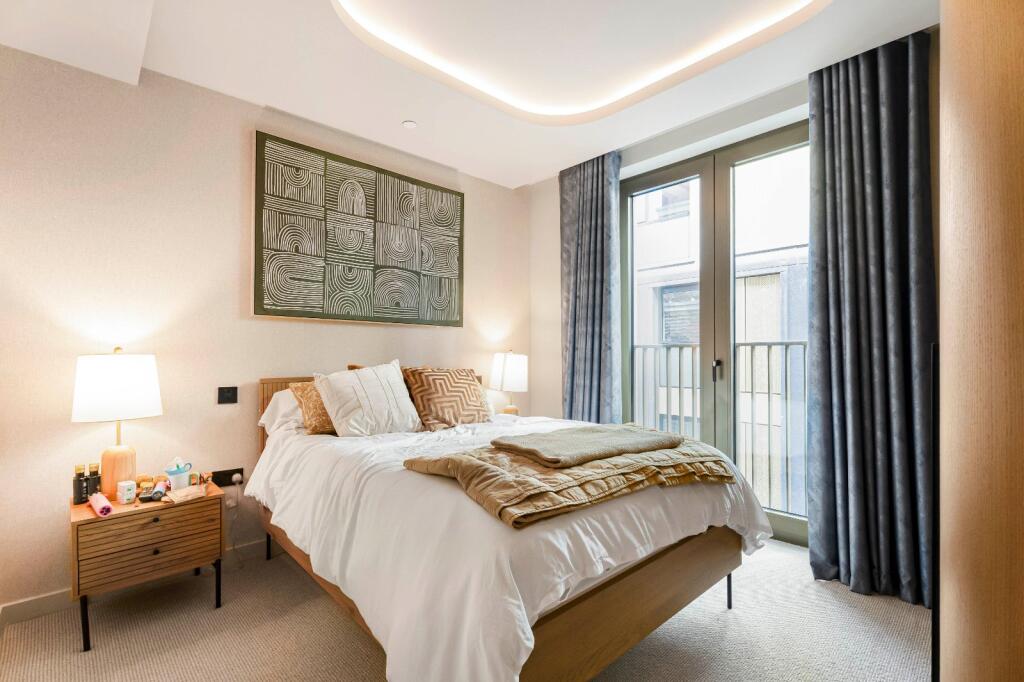 Apartment in London, Soho - View 4
