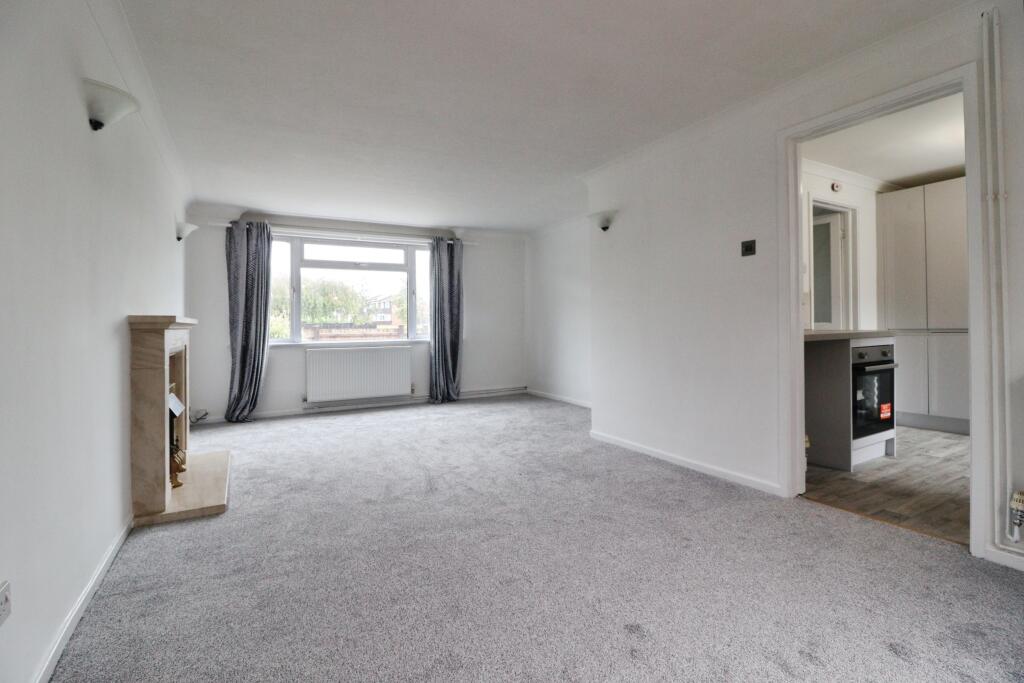 Blott Rise, Witham, CM8 photo 4