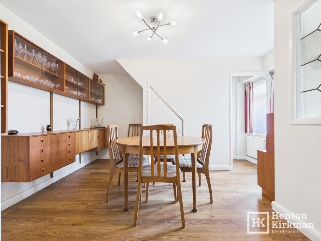 House in Basildon, Queens Park, Billericay - More