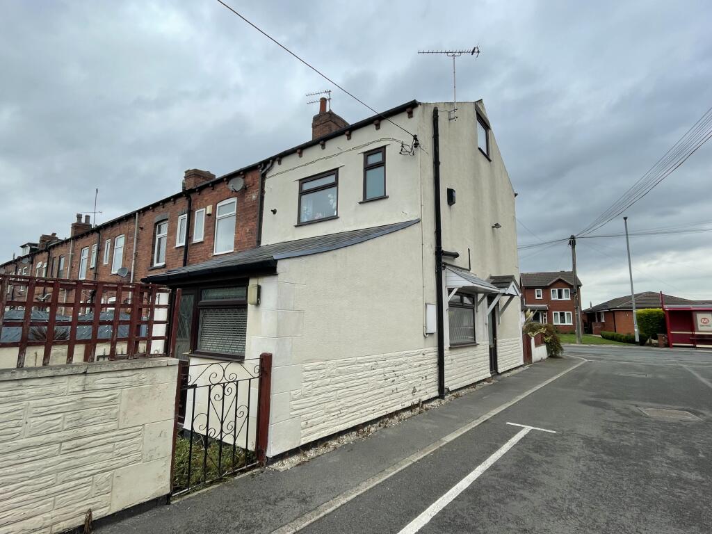 Main image of property: 180 Lower Mickletown, Methley, Leeds, West Yorkshire LS26 9AW