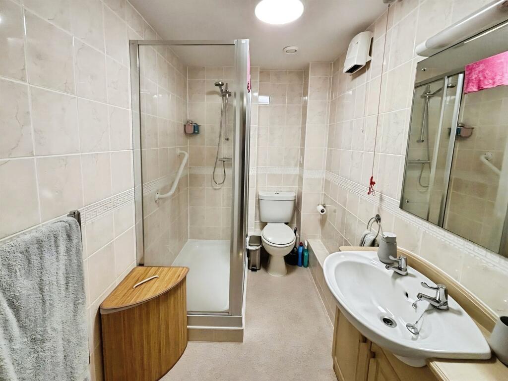 Additional image 11 of Somerton Road, Street