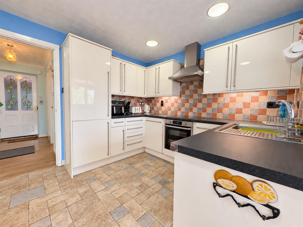 House in Evesham, Fairfield - View 4
