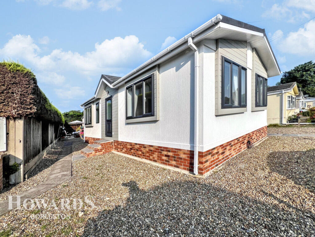 Main image of property: Beverly Court, Gorleston