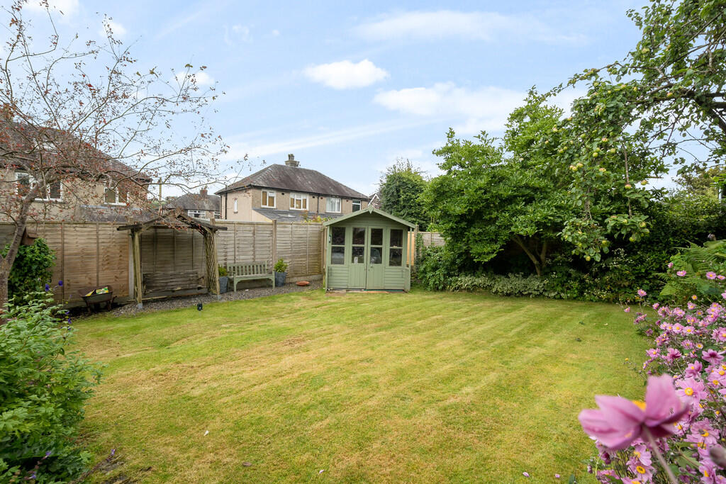 36 Oxenholme Road, Kendal, LA9 7HH  photo 3