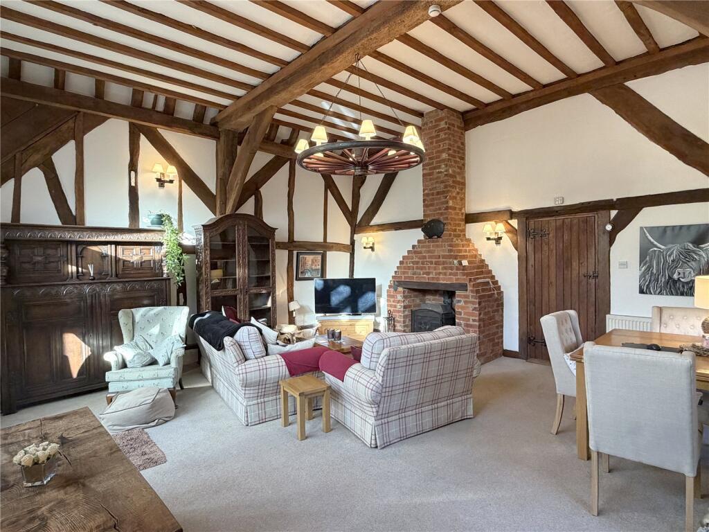 Nr. Pulborough, West Sussex photo 3