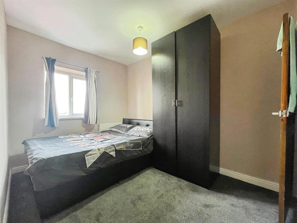 Additional image 12 of Paley Road Bradford, BD4 7EJ