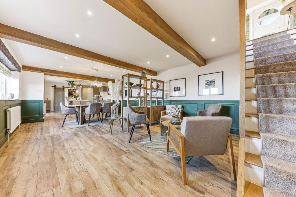 Torteval Cottage, Jackroyd Lane, Upper Hopton photo 2