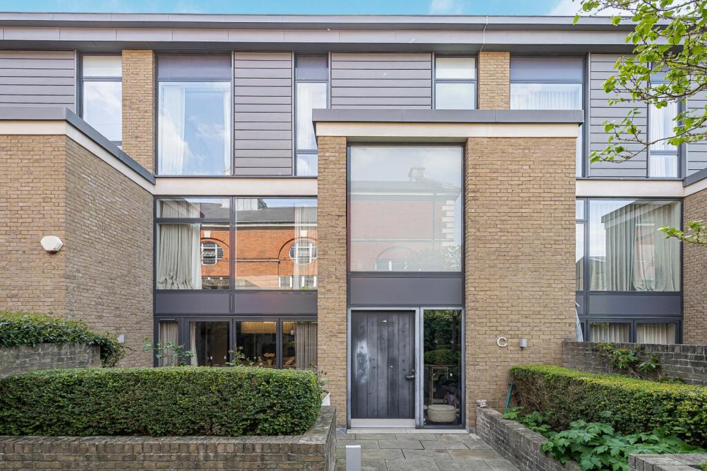 Main image of property: Kings Road, 
Chelsea, SW3