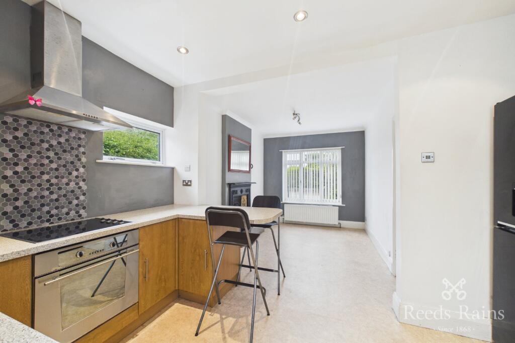 House in Chesterfield, Hasland Hall Park, Spital - View 3