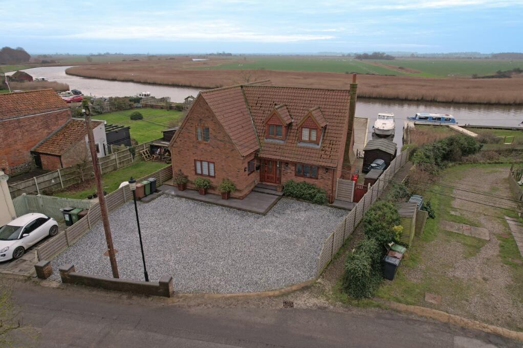 Main image of property: Stokesby