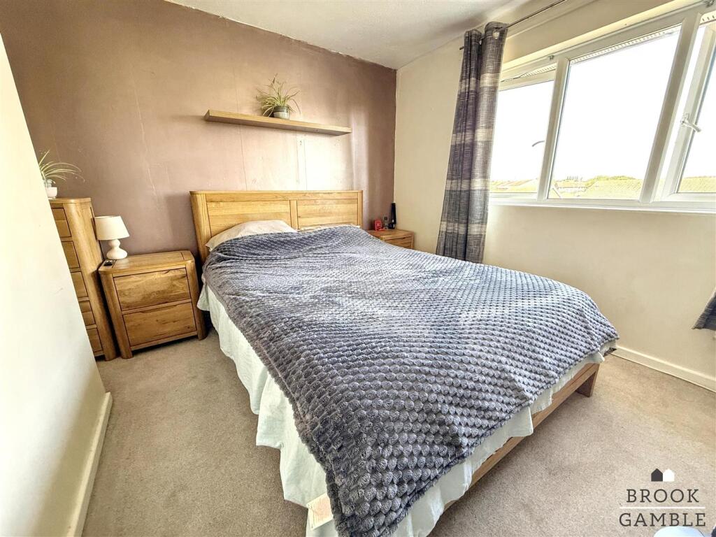 Ashgate Road, Eastbourne photo 5