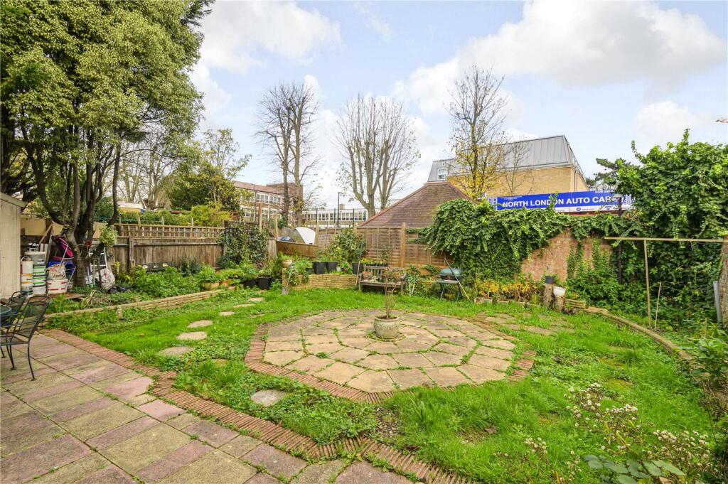 House in London - More