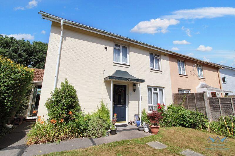 3-bed semi-detached on Chilworth Close, Southampton, £444,750
