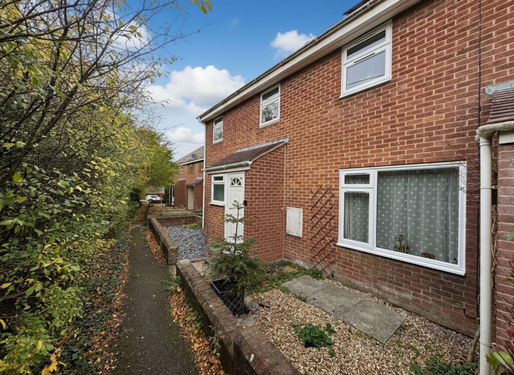 Main image of property: South Row, Chilton, OX11