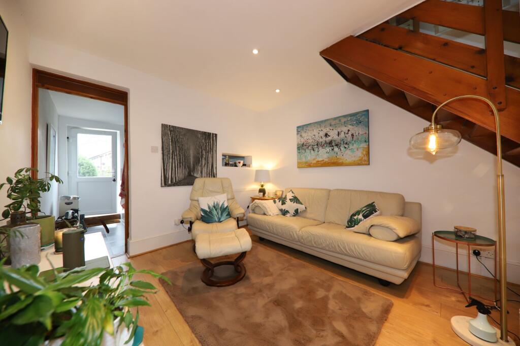 House in Watford - View 3