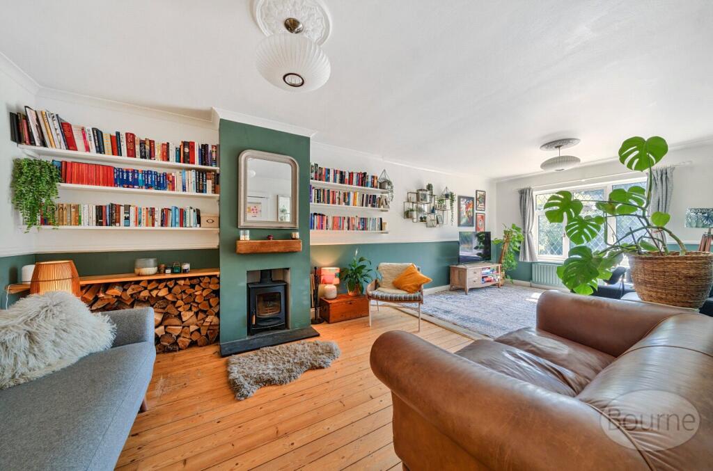 House in Waverley, Farnham - View 5