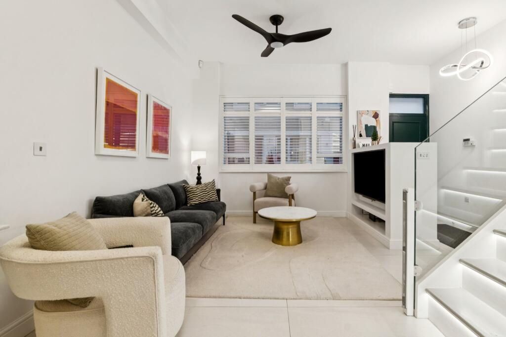 Main image of property: Queens Mews, 
Westbourne Park, W2