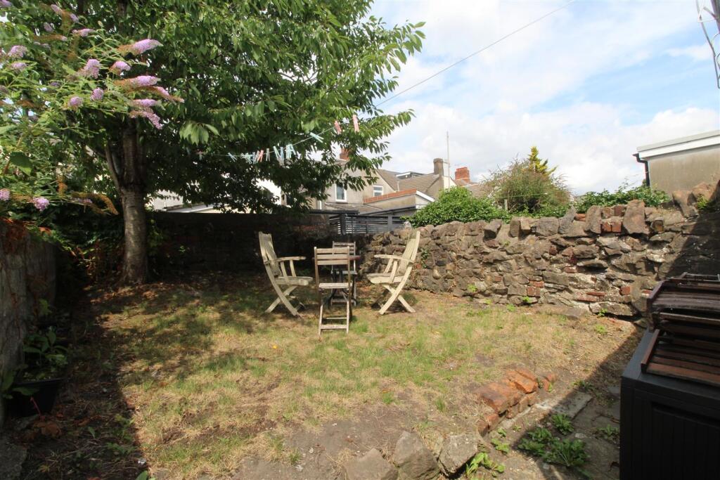 Property photo 11