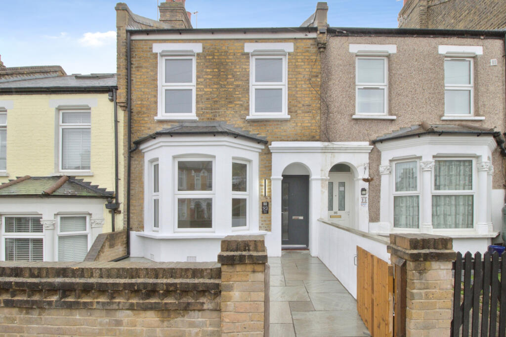 Main image of property: Plum Lane, London, SE18