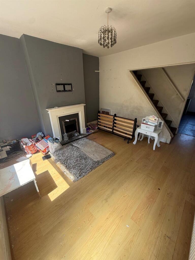 House in Sheffield - View 2