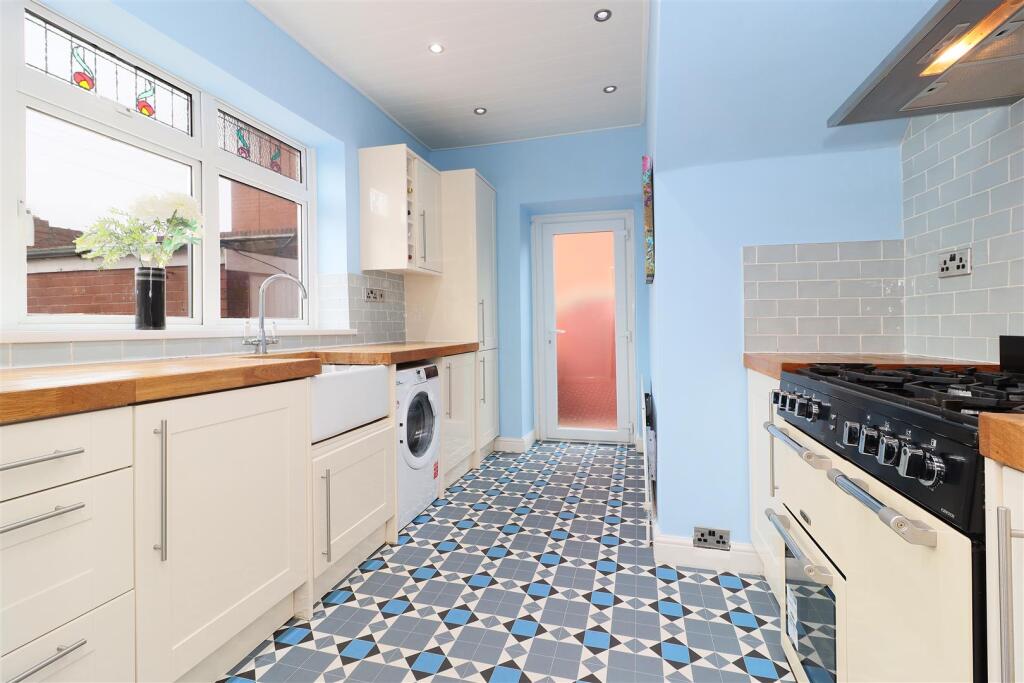 House in Newcastle upon Tyne - View 4