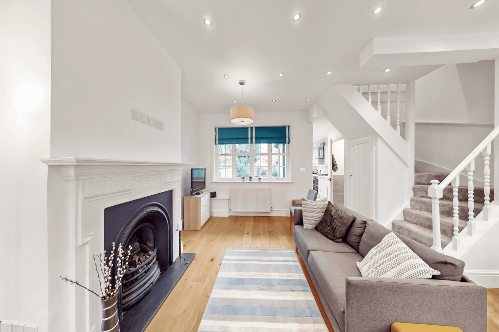 House in London - View 3