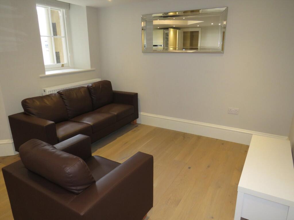 1 bedroom duplex for rent