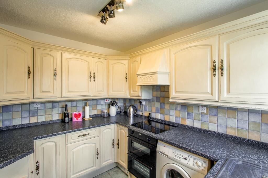 Additional image 6 of Leaches Close, Tintinhull