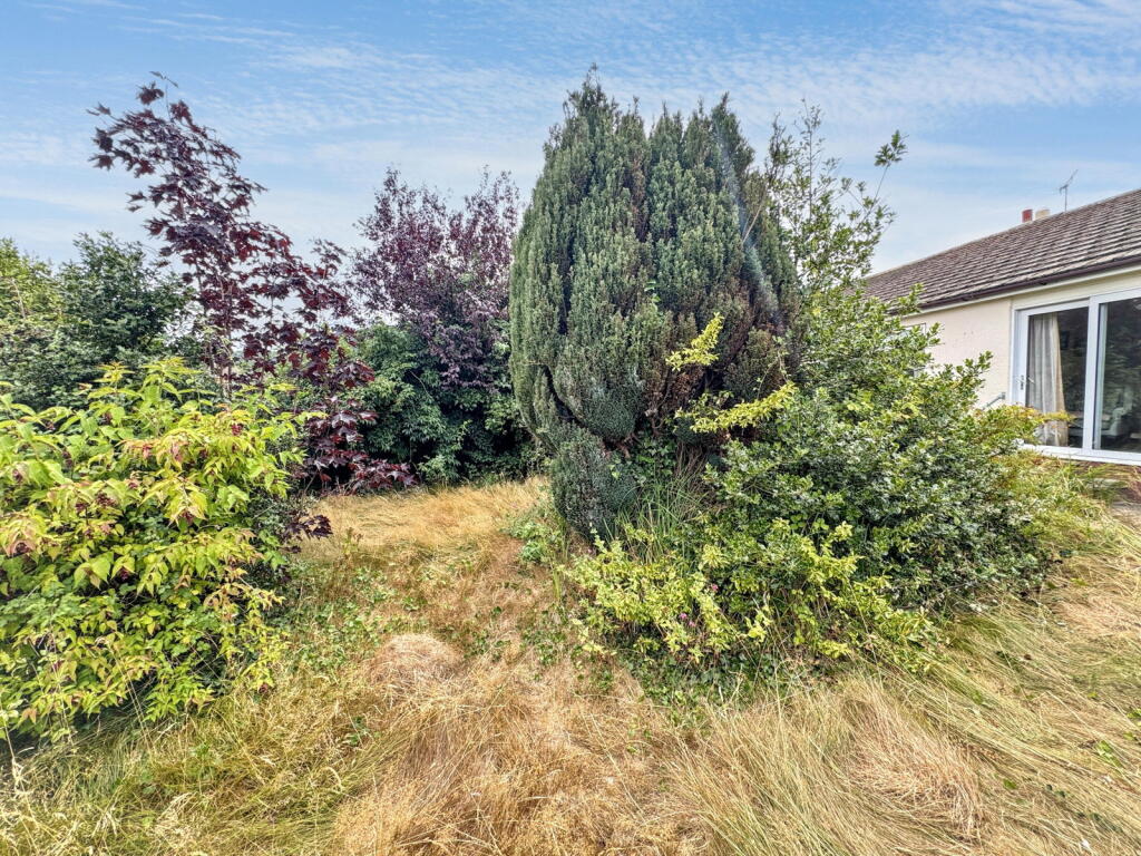 Sunningdale, Abergele, LL22 photo 4