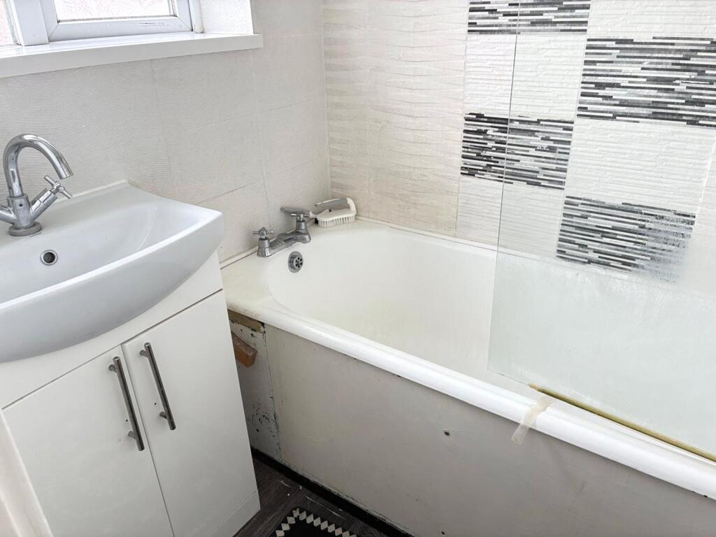 House in Nuneaton and Bedworth, Whittleford - View 4