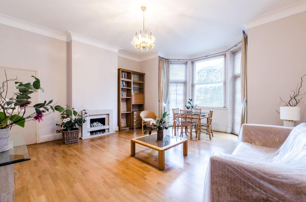 Main image of property: Langland Mansions, Hampstead, London, NW3