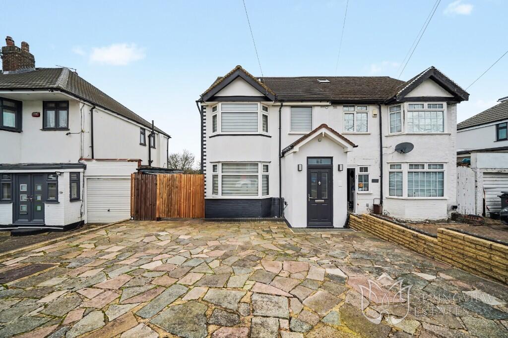 Main image of property: Warwick Avenue, Edgware, Middlesex, HA8