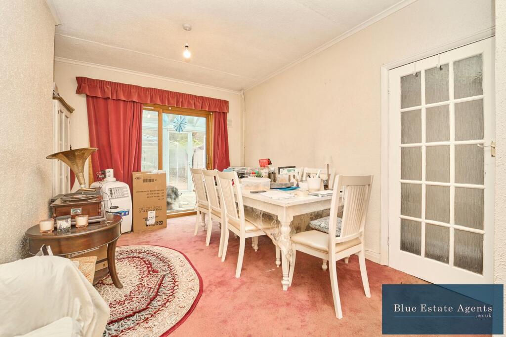 House in Runnymede, Egham Hythe - More