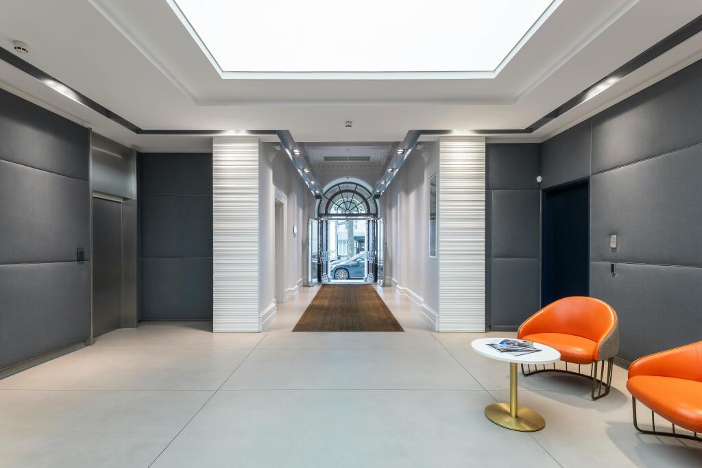 _T3A7449-Edit - 090725_SCD_6_Chesterfields_Gardens_©_Peter Landers Photography - Large - use.jpg