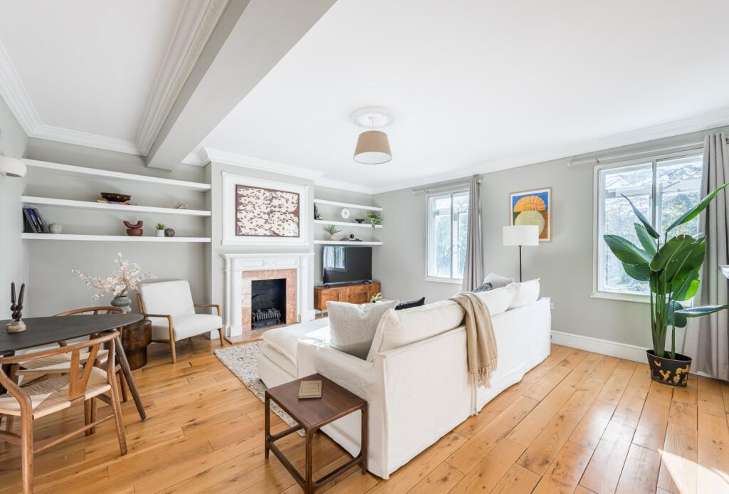 Main image of property: THE PAVEMENT, SW4