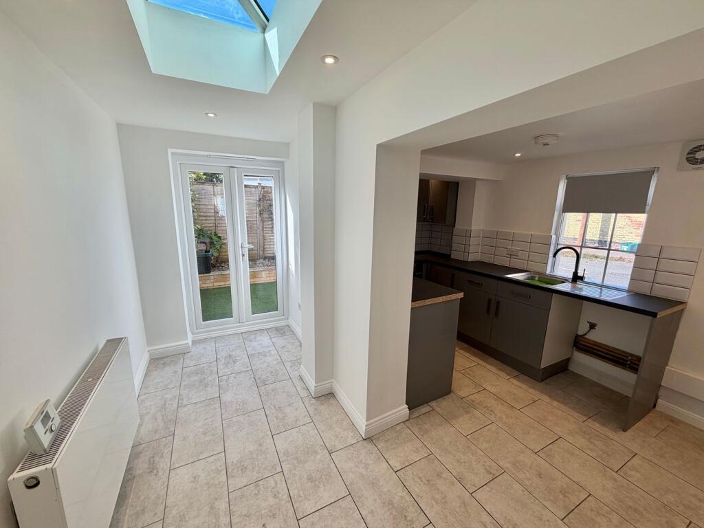House in Taunton, Lambrook - View 2