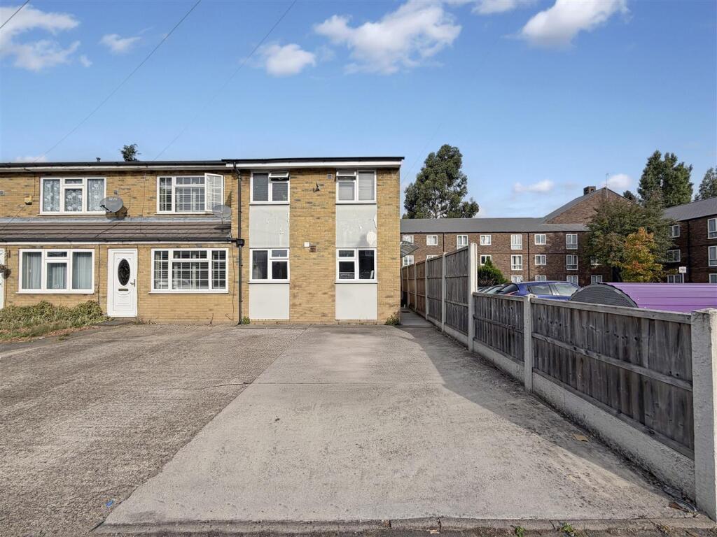 House in London, Hounslow West