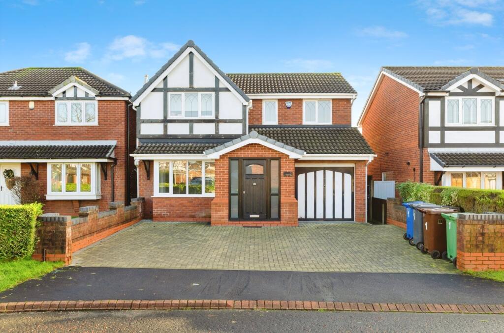 Main image of property: Yewbarrow Close, Tyldesley, Manchester, M29