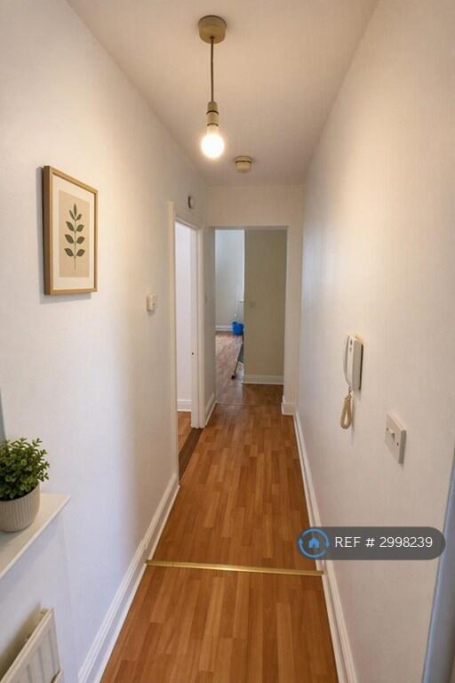 Apartment in Ipswich, The Dales - View 4