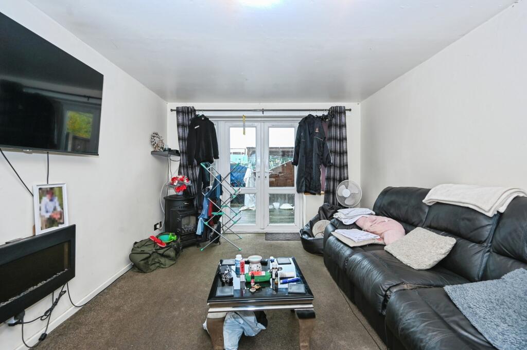 Cotton Lane, Runcorn, WA7 photo 4