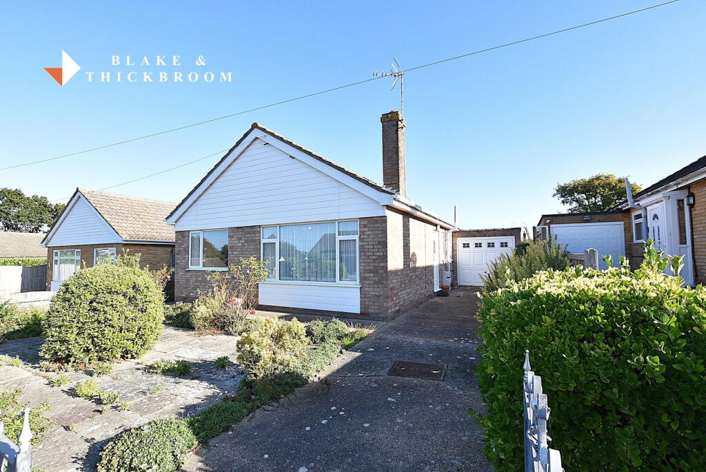 2-bed detached on Stratford Road, Holland on Sea CO15 5DY, £255,000