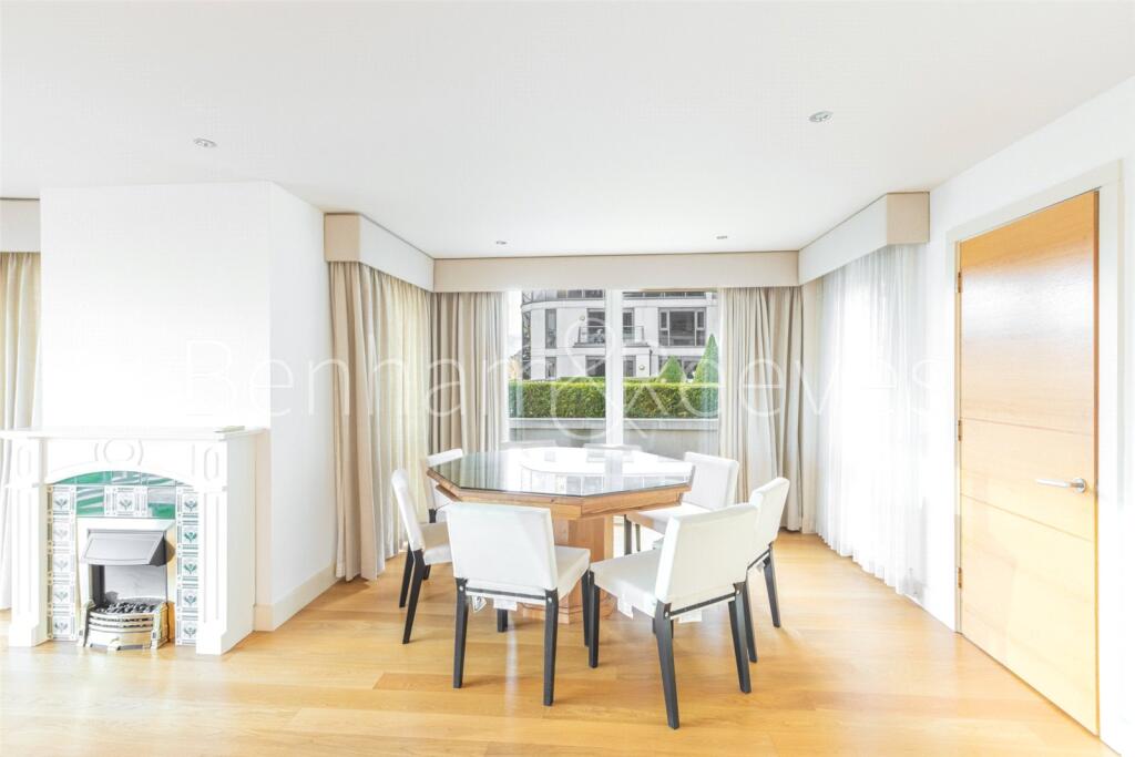 Apartment in London - More
