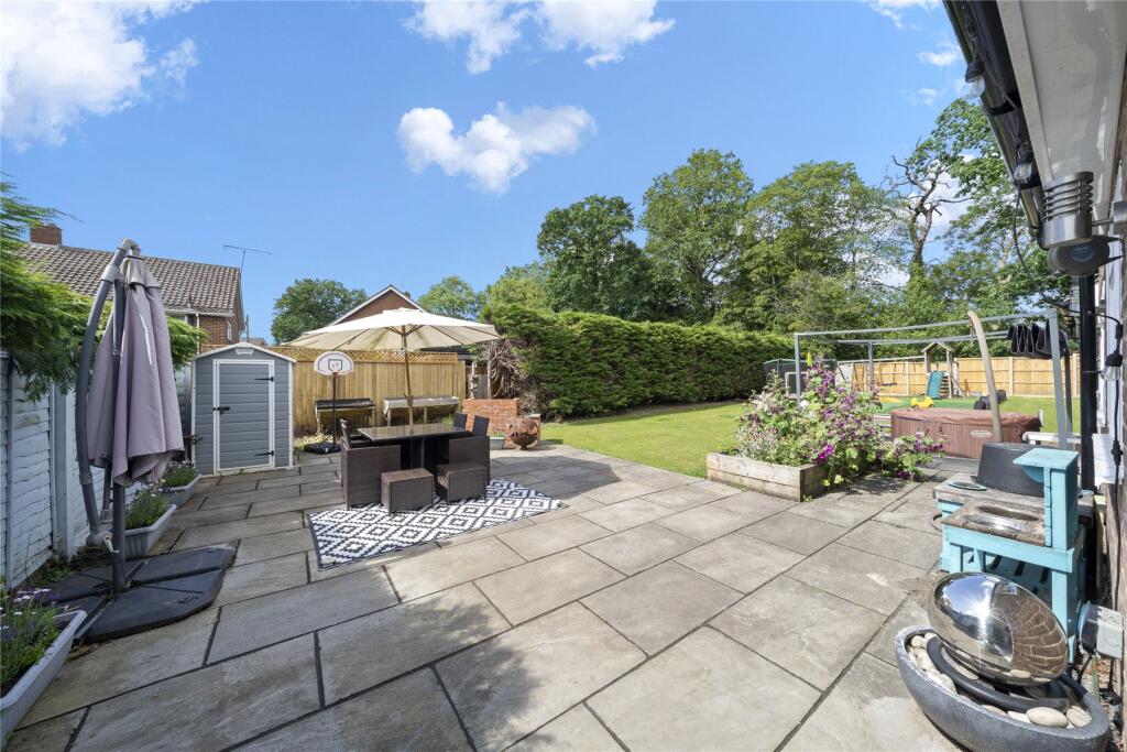 Lyfield, Oxshott, Leatherhead, Surrey, KT22 – pohled 6