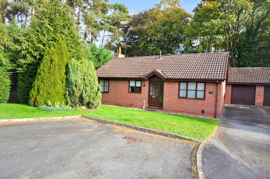 Main image of property: Airdale Spinney, Stone