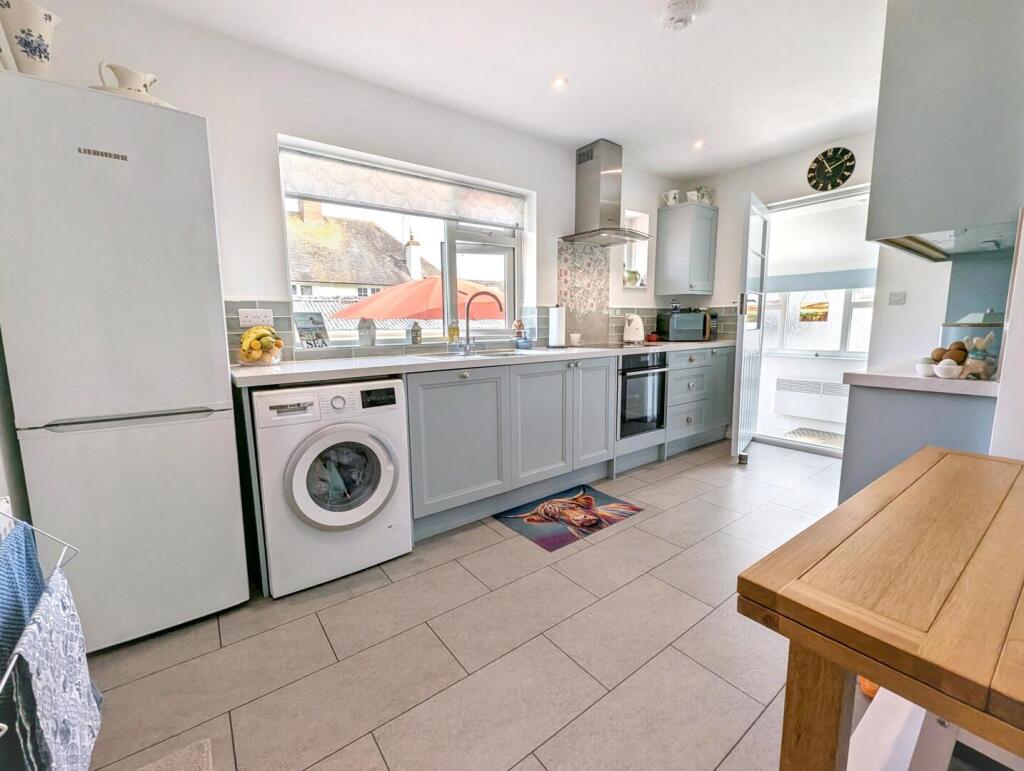 House in Taunton - View 3