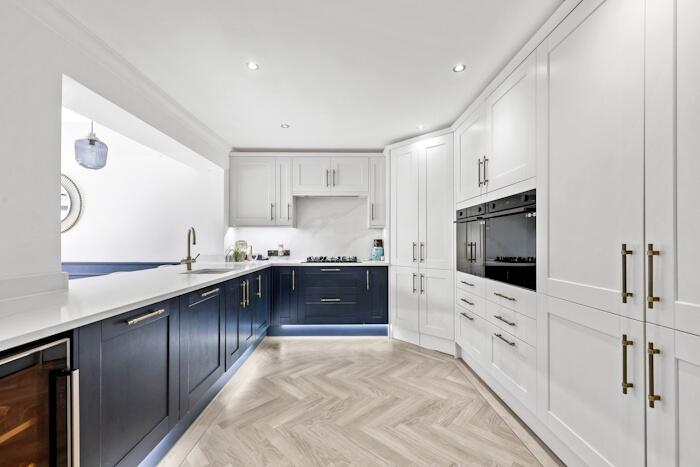 Bowes Drive, Ongar, CM5 photo 2