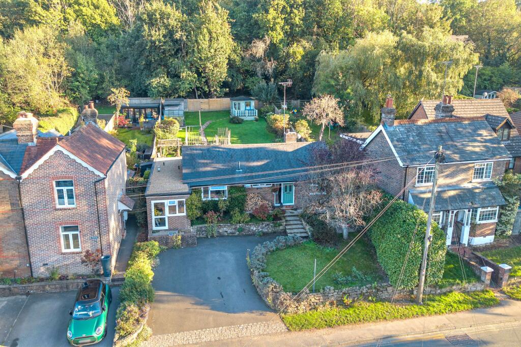 House in Wealden, Crowborough - View 3