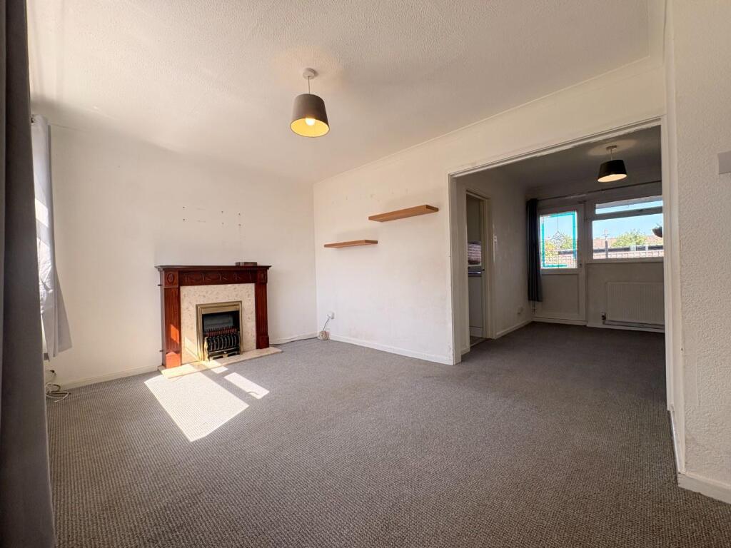 House in Northampton, West Northamptonshire - View 2